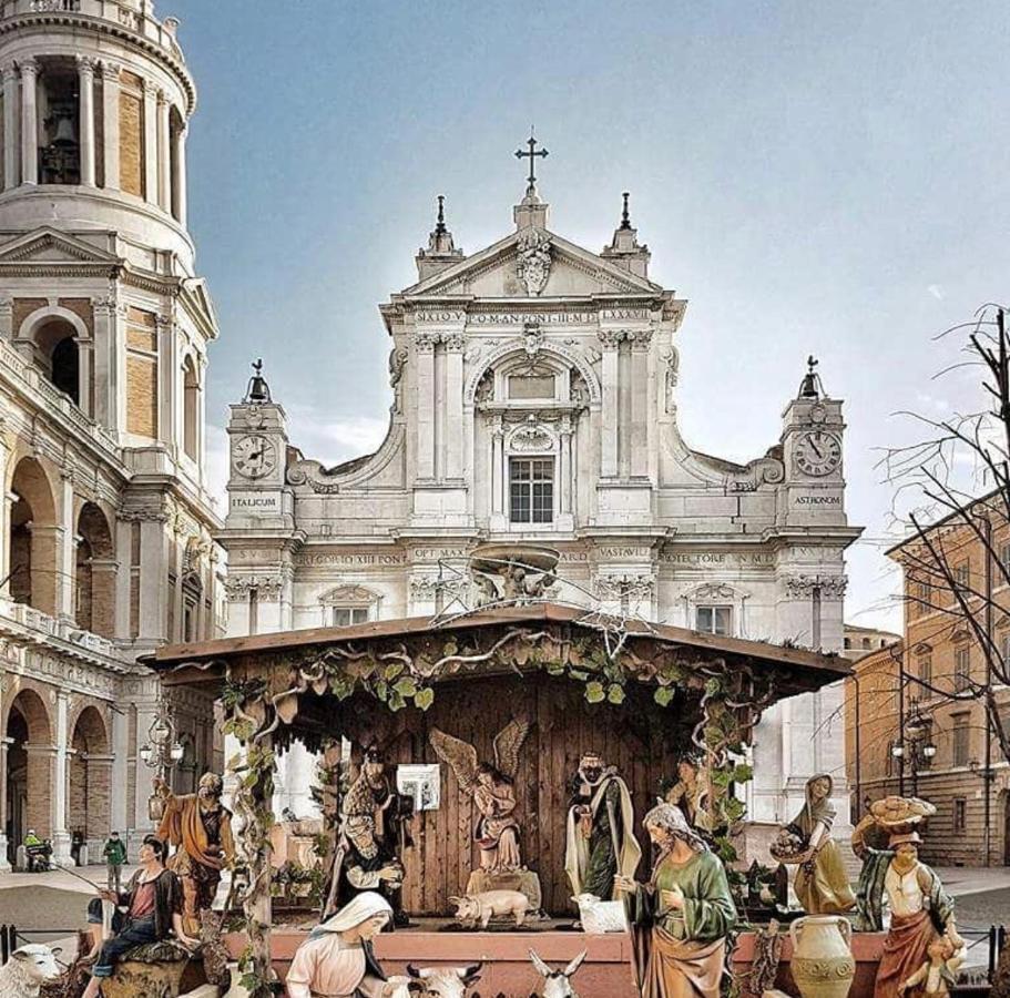 La Casa Di Isabella โลเรโต ภายนอก รูปภาพ